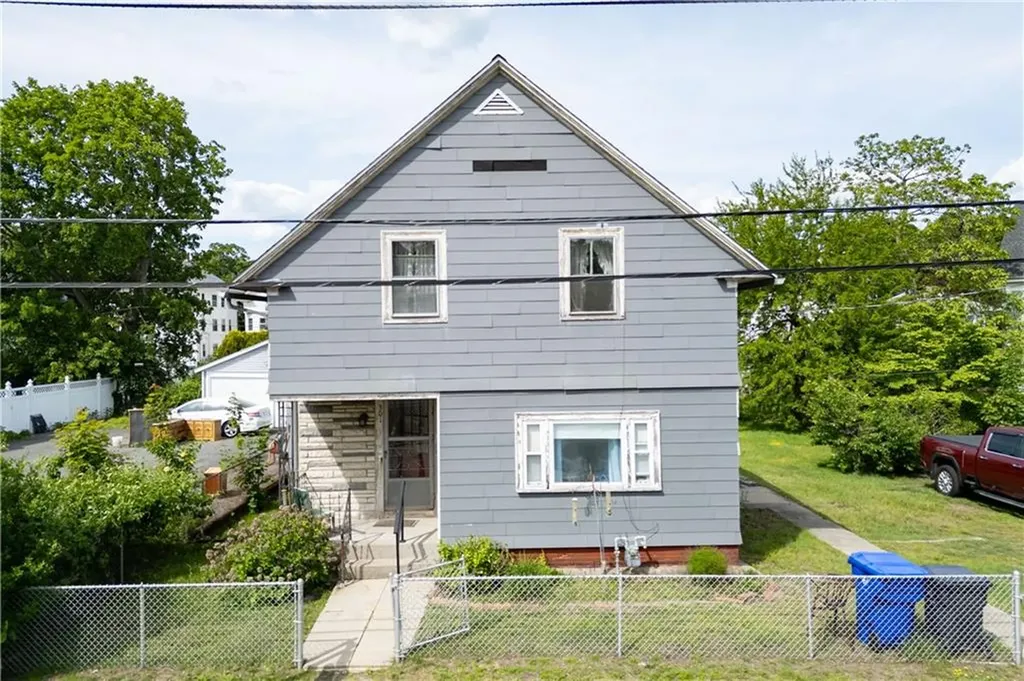 301 Glenwood Avenue Pawtucket RI 02860