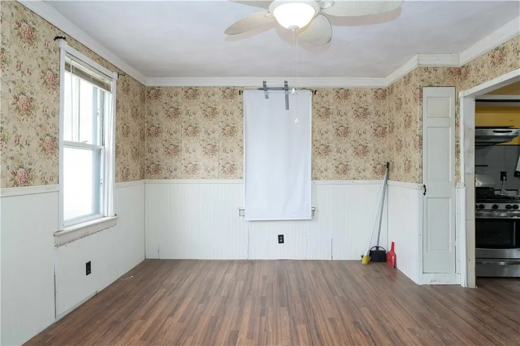301 Glenwood Avenue Pawtucket RI 02860