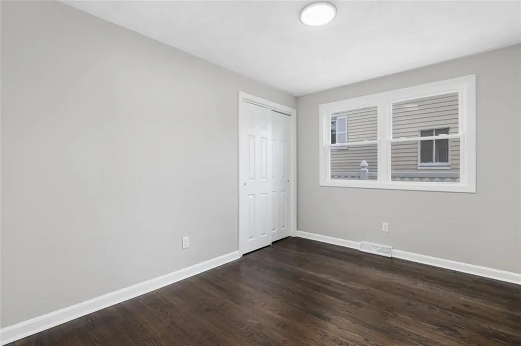 21 Victor Emanuel Avenue Providence RI 02904