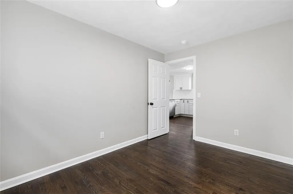 21 Victor Emanuel Avenue Providence RI 02904