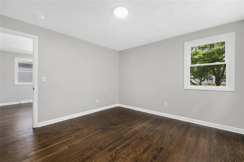 21 Victor Emanuel Avenue Providence RI 02904