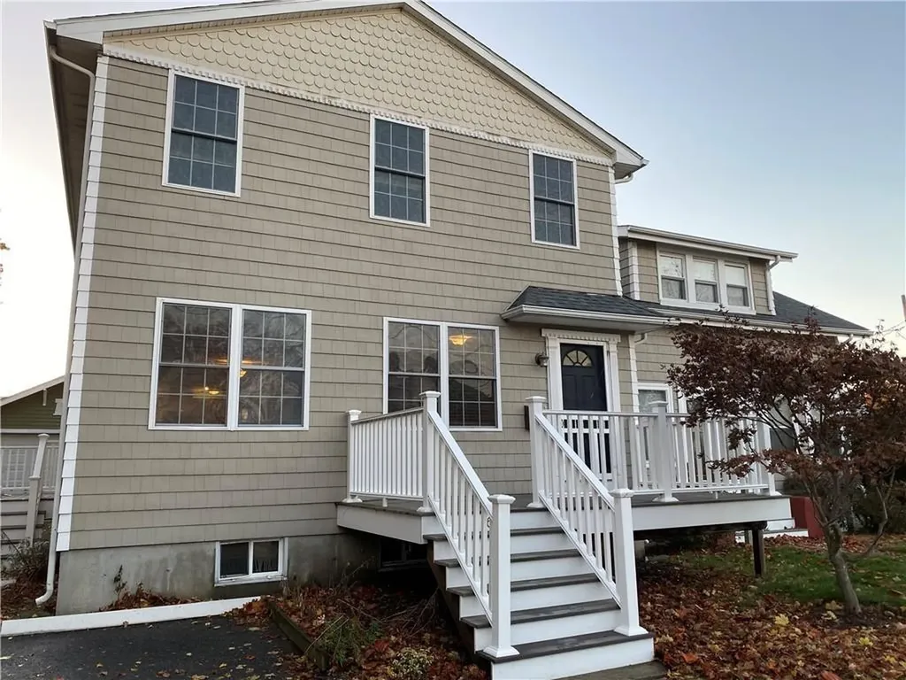 65 Hatfield Street Pawtucket RI 02861