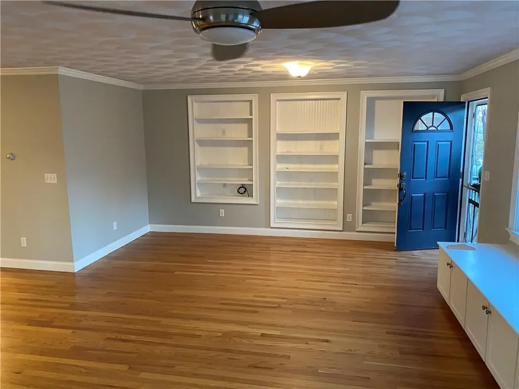 65 Hatfield Street Pawtucket RI 02861