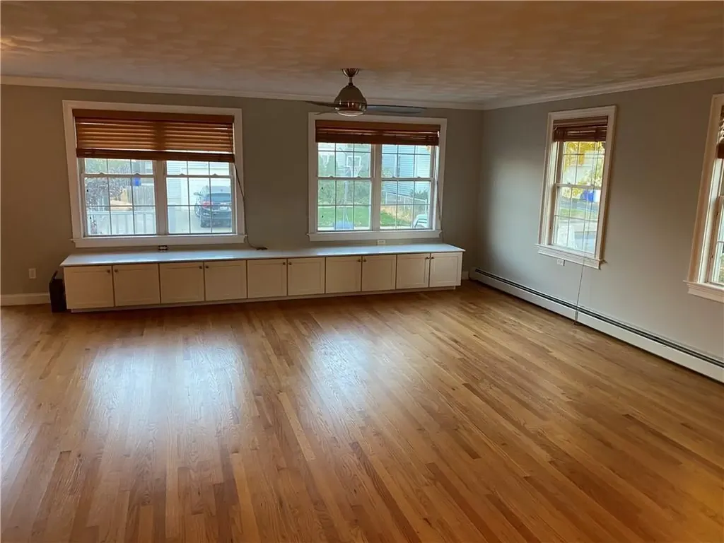 65 Hatfield Street Pawtucket RI 02861