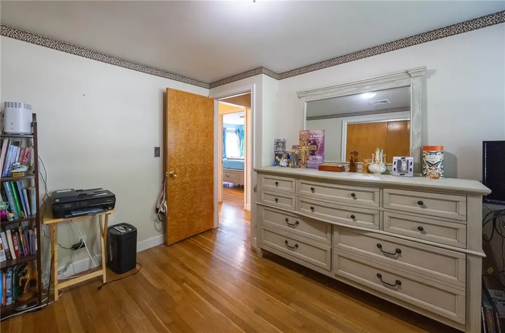 11 Laurelhurst Road Cranston RI 02920