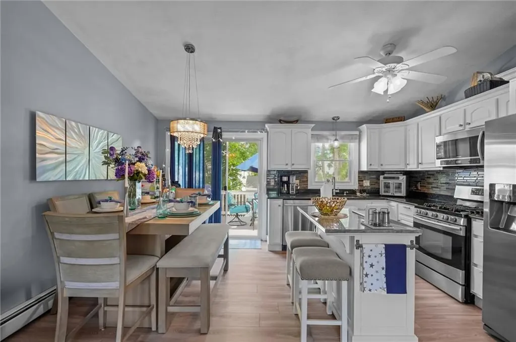 60 River Vue Avenue Warwick RI 02889