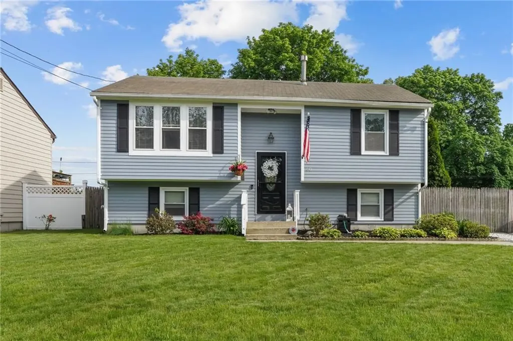 60 River Vue Avenue Warwick RI 02889