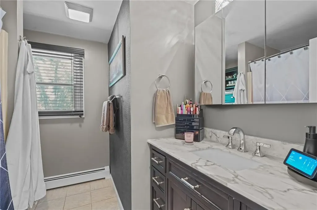 60 River Vue Avenue Warwick RI 02889