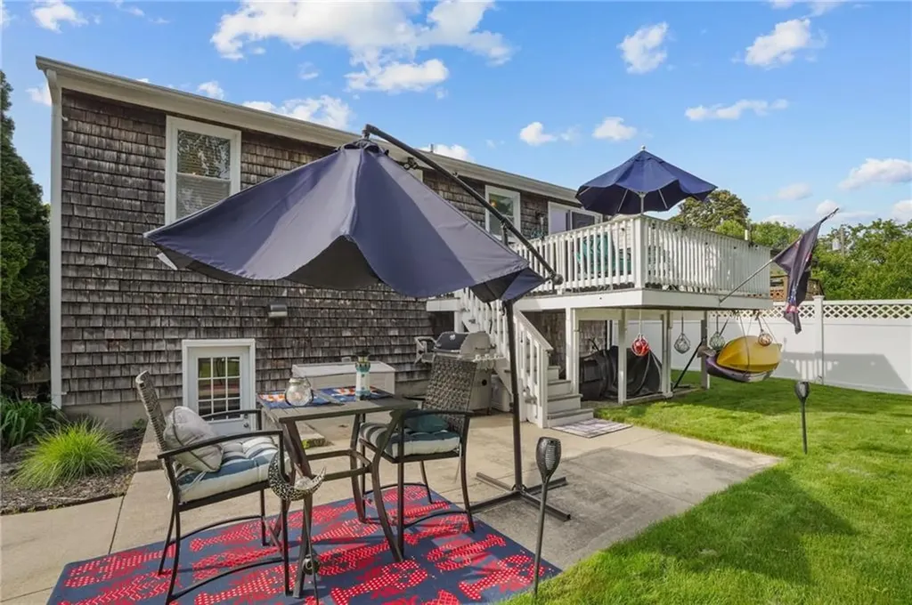 60 River Vue Avenue Warwick RI 02889