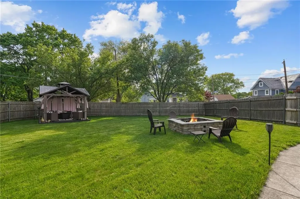60 River Vue Avenue Warwick RI 02889