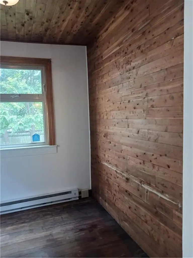 19 Vassar Avenue Providence RI 02906