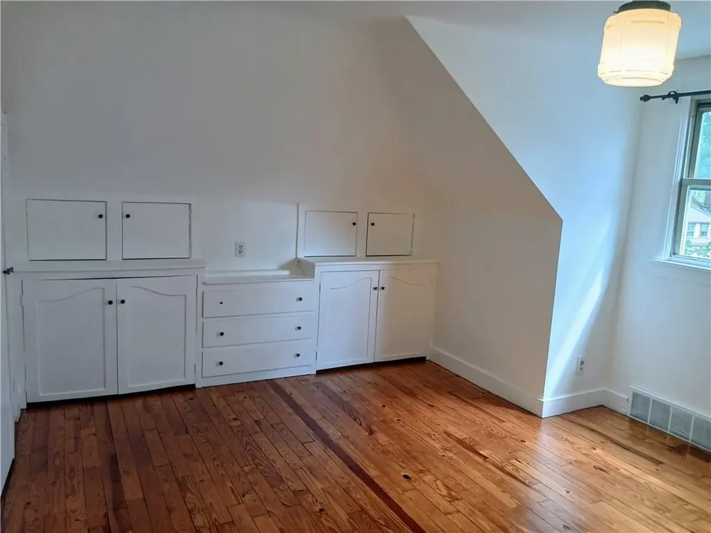 19 Vassar Avenue Providence RI 02906