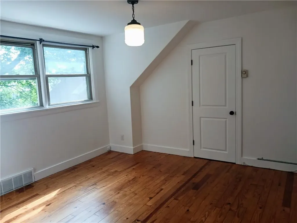 19 Vassar Avenue Providence RI 02906