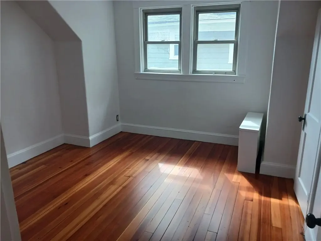 19 Vassar Avenue Providence RI 02906