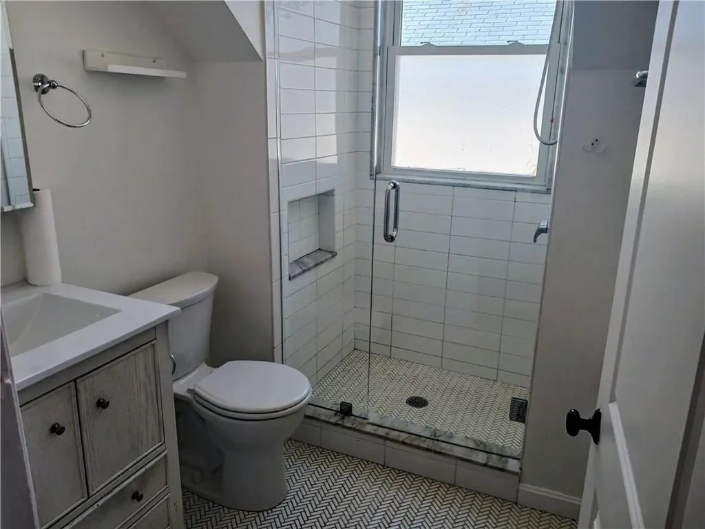 19 Vassar Avenue Providence RI 02906