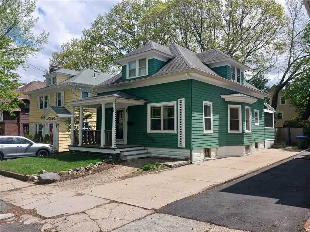 19 Vassar Avenue Providence RI 02906