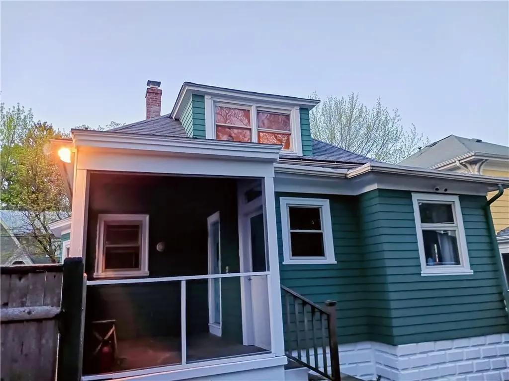 19 Vassar Avenue Providence RI 02906