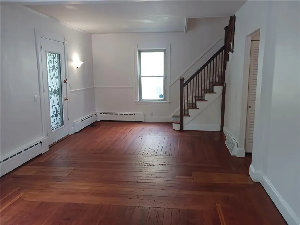 19 Vassar Avenue Providence RI 02906