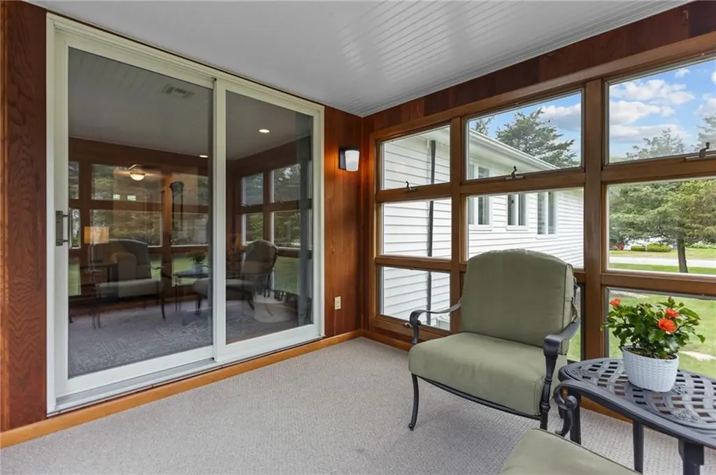 15 Womantam Lane Cumberland RI 02864