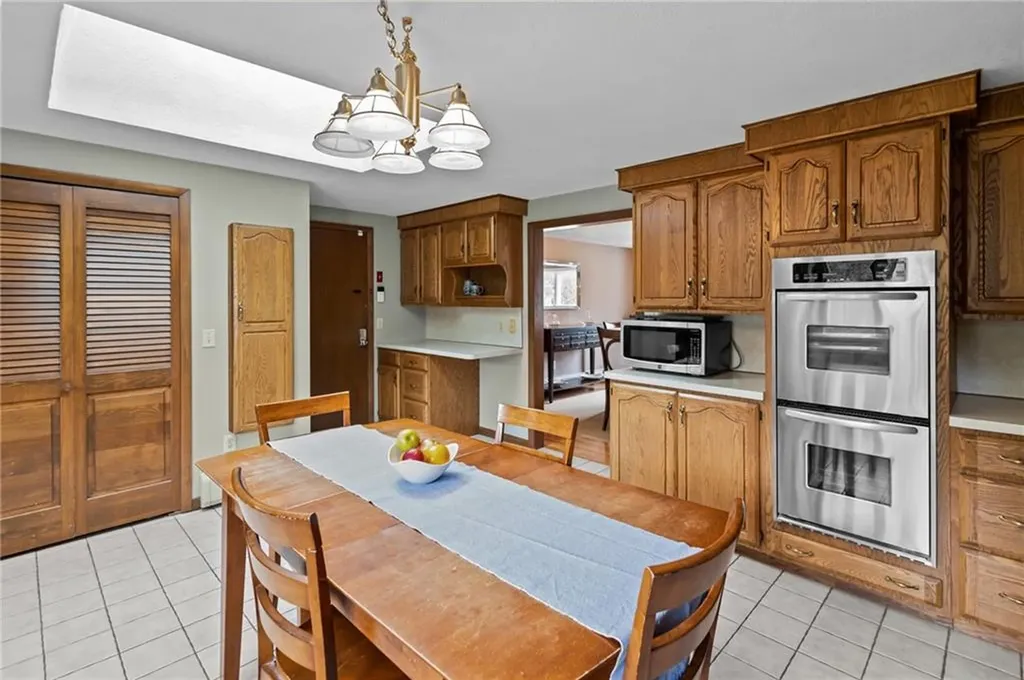 15 Womantam Lane Cumberland RI 02864