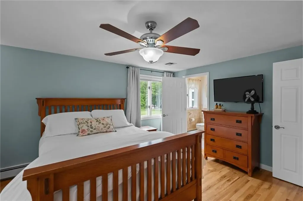 15 Womantam Lane Cumberland RI 02864