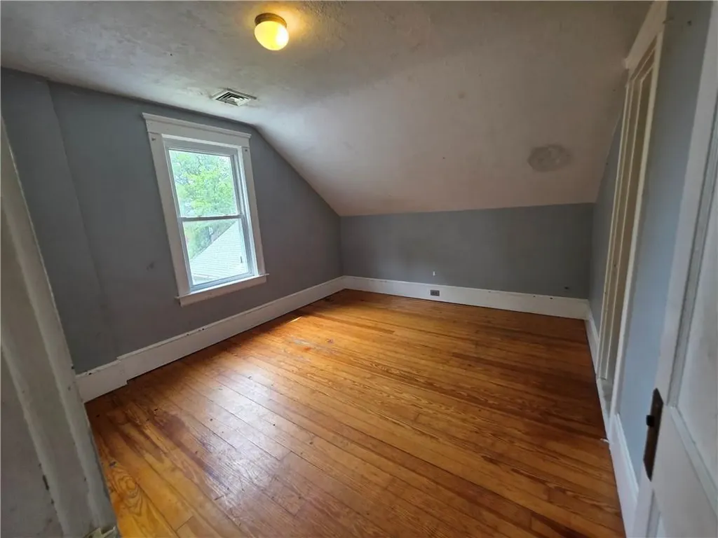 94 Huntington Avenue Woonsocket RI 02895