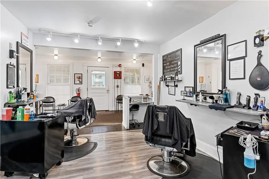 74 Maple Avenue Barrington RI 02806