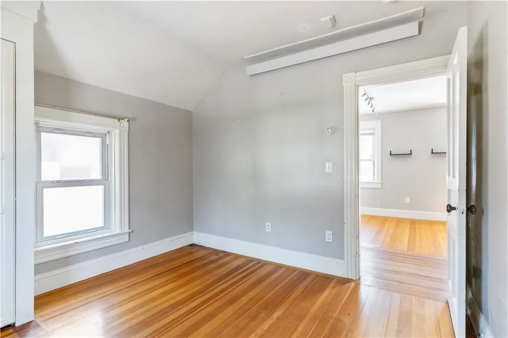 74 Maple Avenue Barrington RI 02806