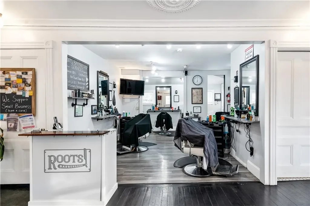 74 Maple Avenue Barrington RI 02806