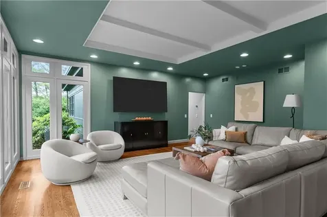 80 Clarendon Avenue Providence RI 02906