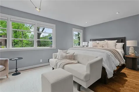 80 Clarendon Avenue Providence RI 02906