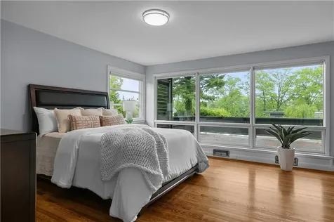 80 Clarendon Avenue Providence RI 02906