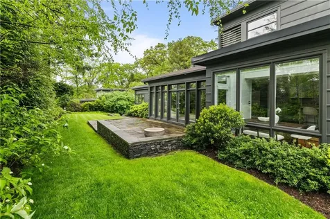 80 Clarendon Avenue Providence RI 02906