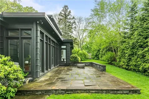 80 Clarendon Avenue Providence RI 02906