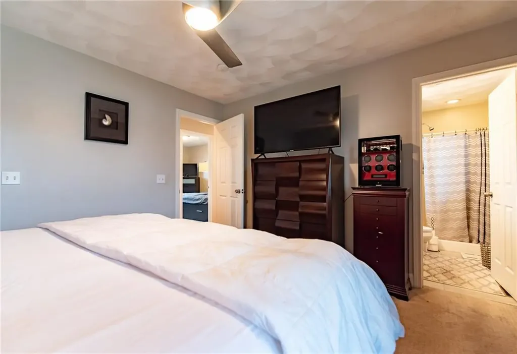 10 Flanders Street Johnston RI 02919