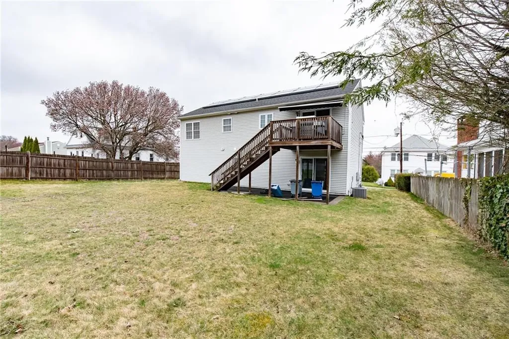 10 Flanders Street Johnston RI 02919