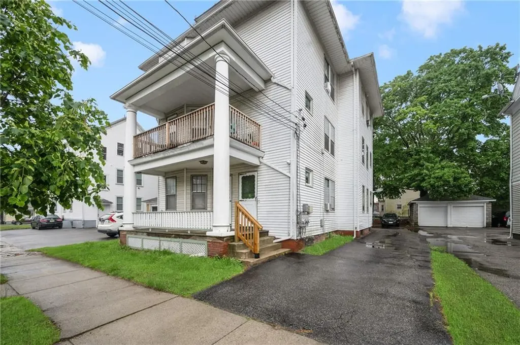 14 Radcliffe Avenue Providence RI 02908