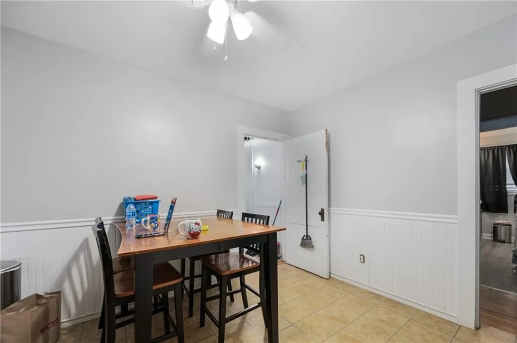 14 Radcliffe Avenue Providence RI 02908