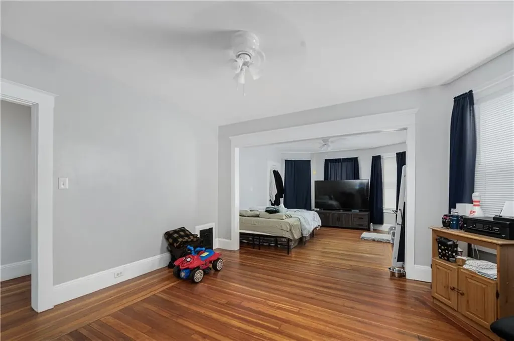 14 Radcliffe Avenue Providence RI 02908