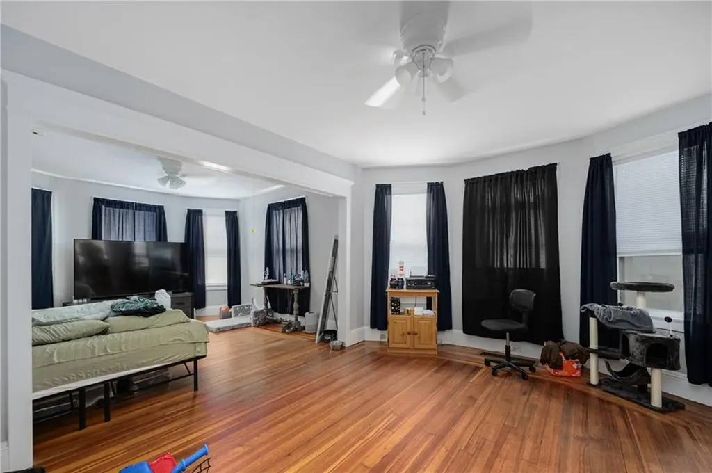 14 Radcliffe Avenue Providence RI 02908