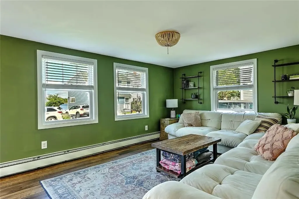 70 Boyce Avenue Barrington RI 02806