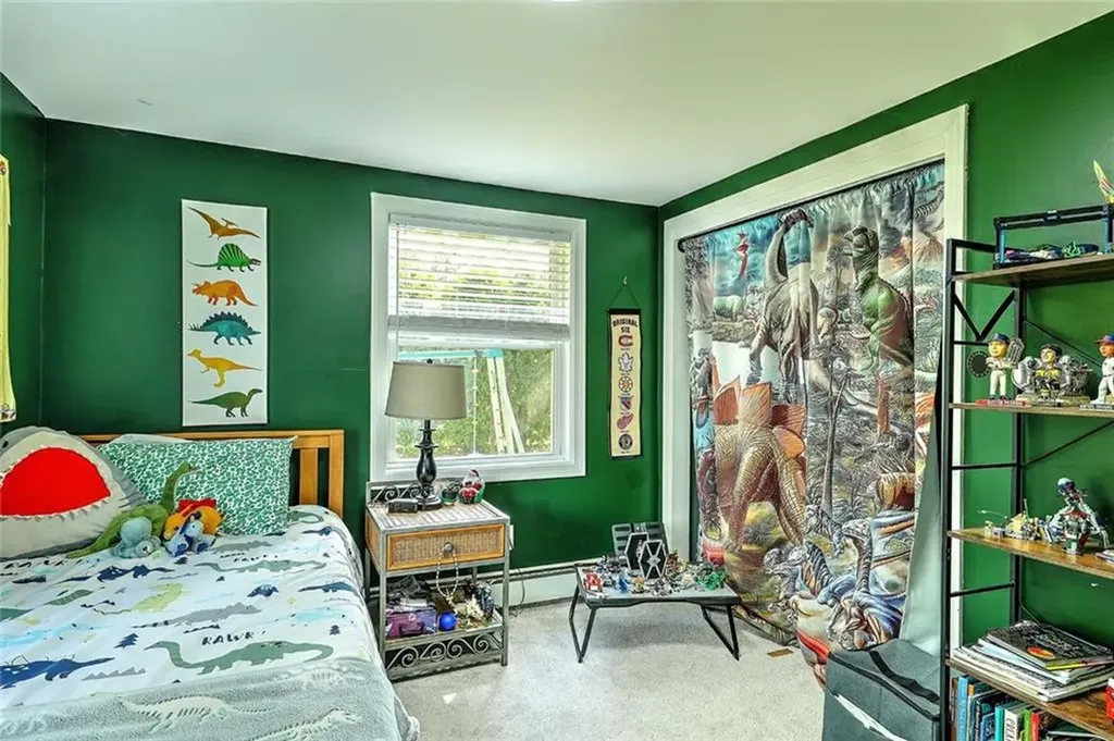70 Boyce Avenue Barrington RI 02806