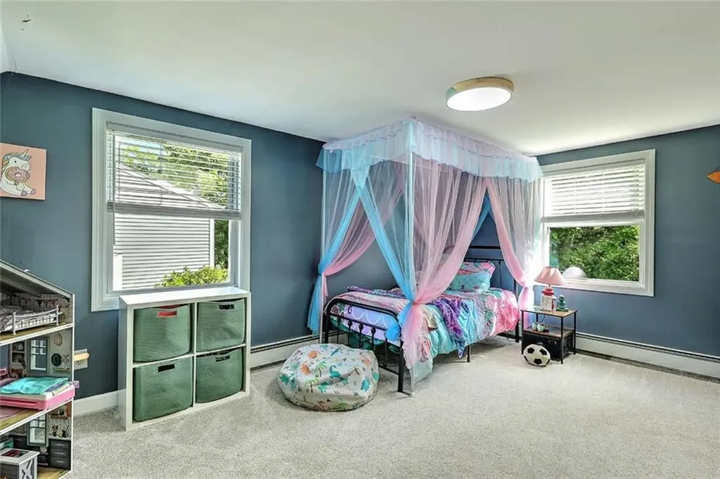 70 Boyce Avenue Barrington RI 02806