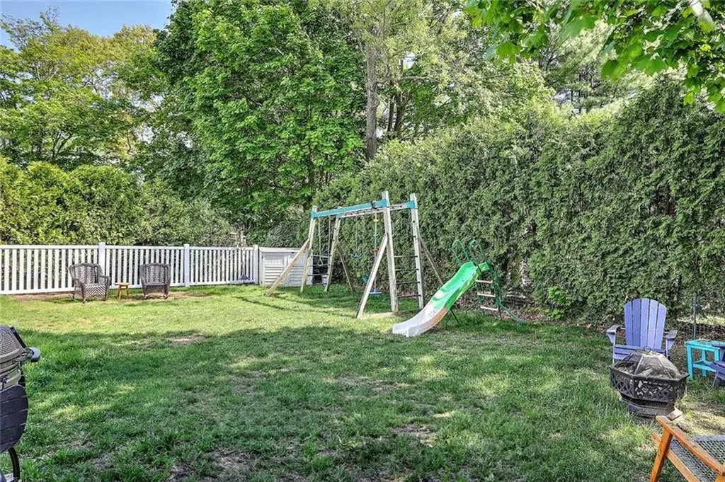 70 Boyce Avenue Barrington RI 02806