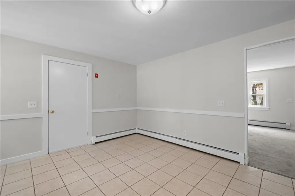 12 Vineland Drive Barrington RI 02806