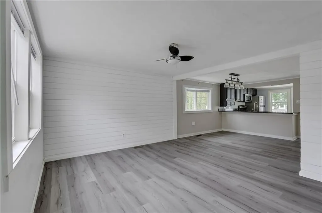 81 Waumsett Avenue Cumberland RI 02864