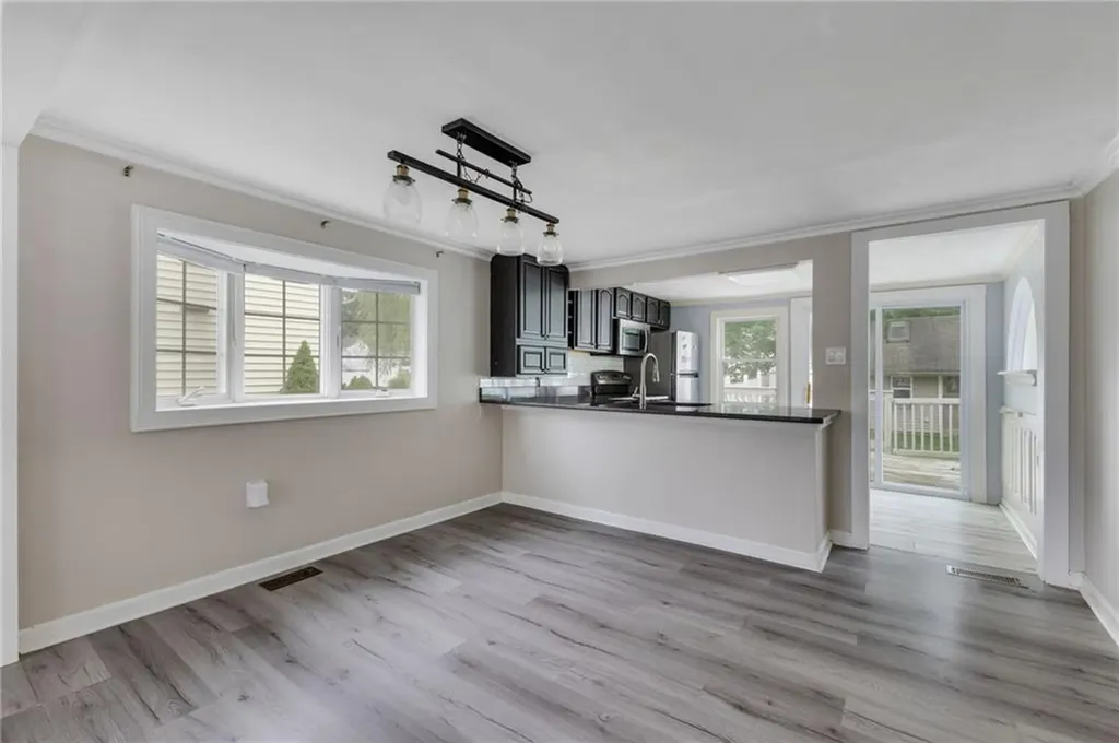 81 Waumsett Avenue Cumberland RI 02864