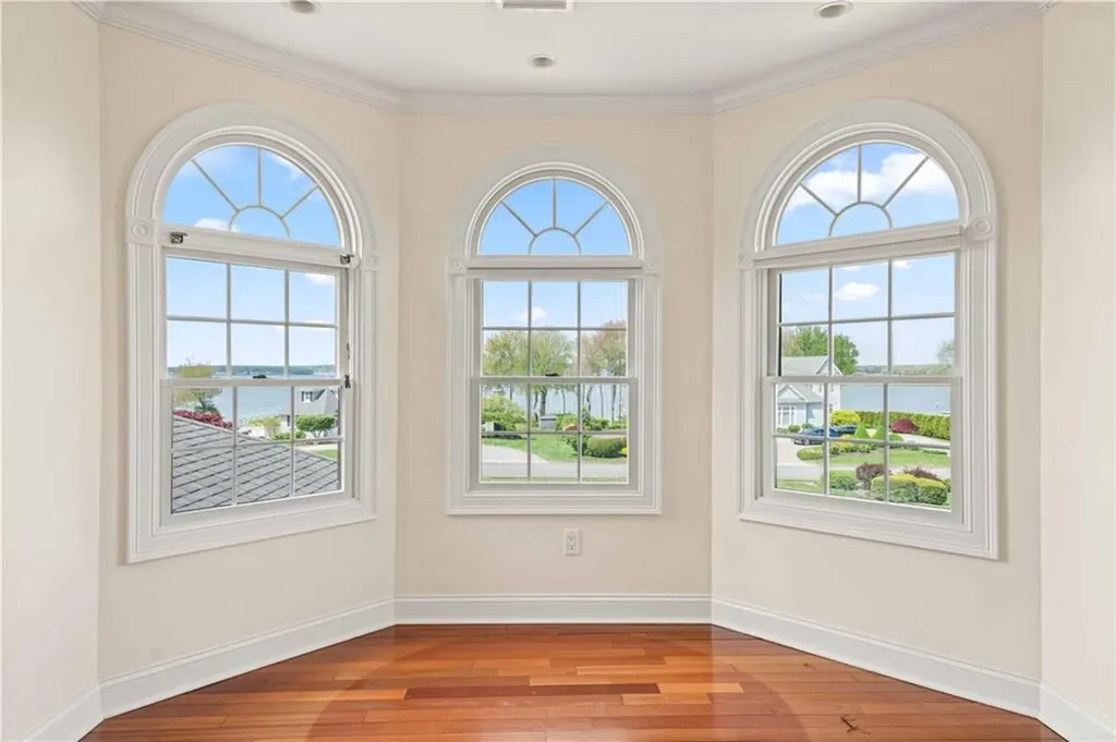 241 Channel View Warwick RI 02889