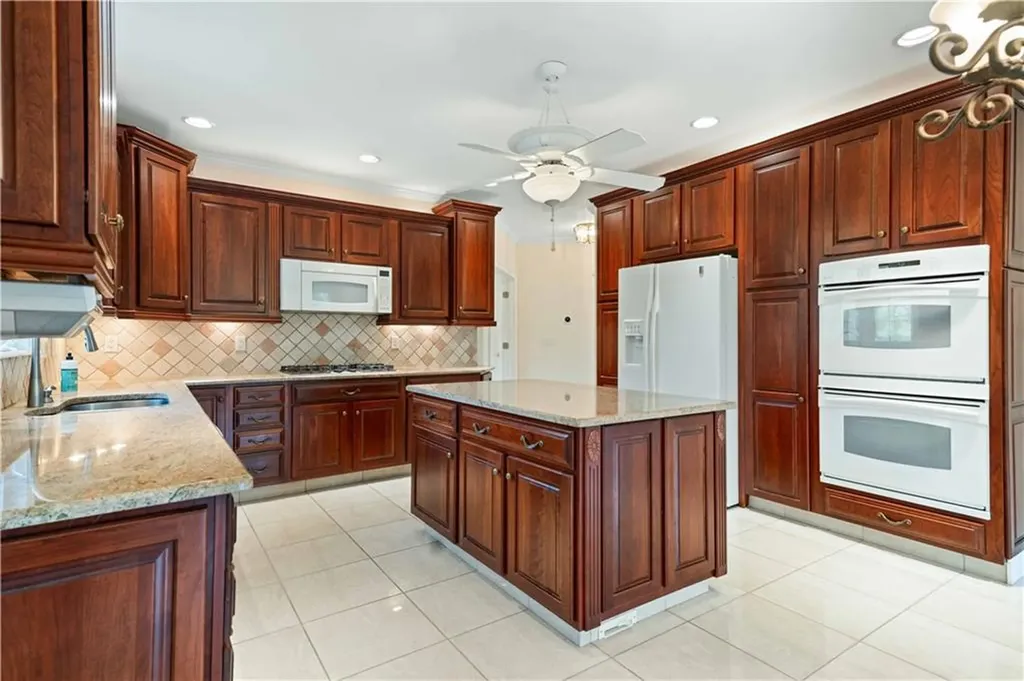 241 Channel View Warwick RI 02889