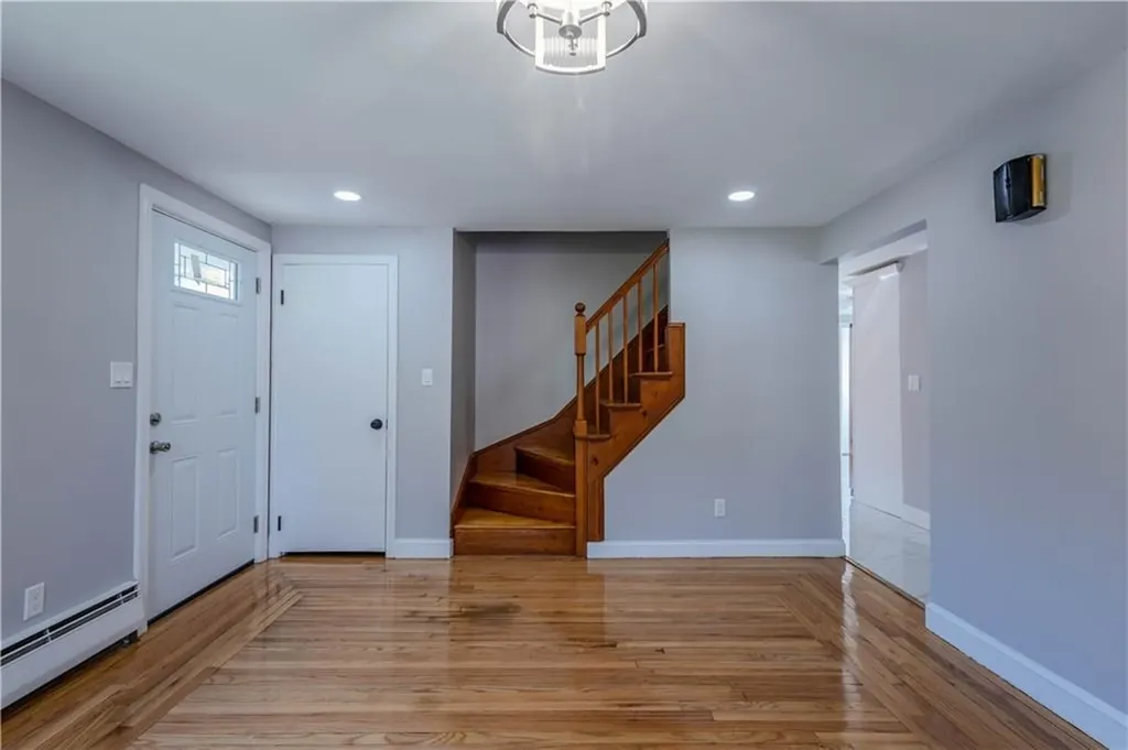 6 York Road Johnston RI 02919